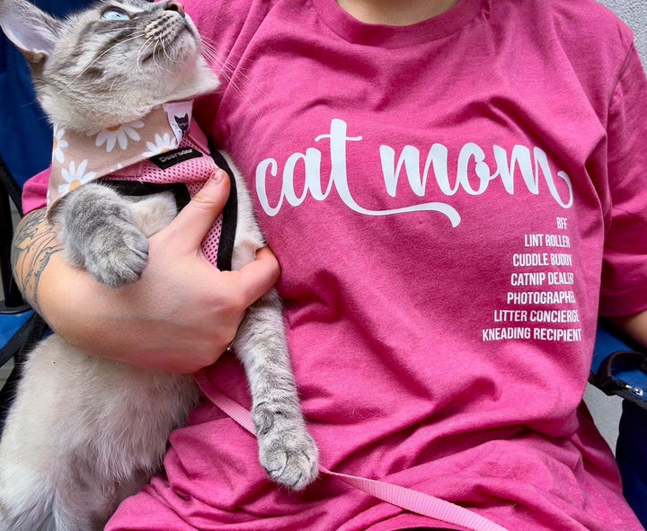 Cute Cat Mom T-shirt from Luv the Paw 